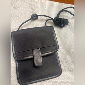 NWOT TRAVELON FOLDING ID and BOARDING PASS HOLDER